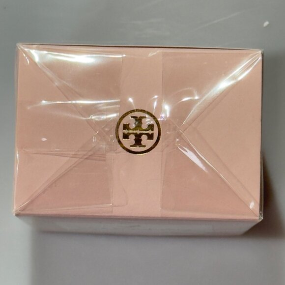 Tory Burch Love Relentlessly Eau De Parfum Spray 3.4 Fl Oz / 100 Ml - Picture 4 of 7